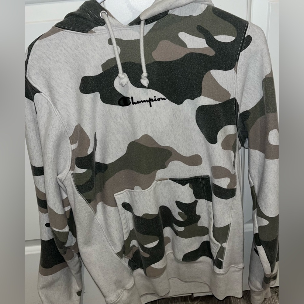 Champion Camouflage Hoodie Men’s Small